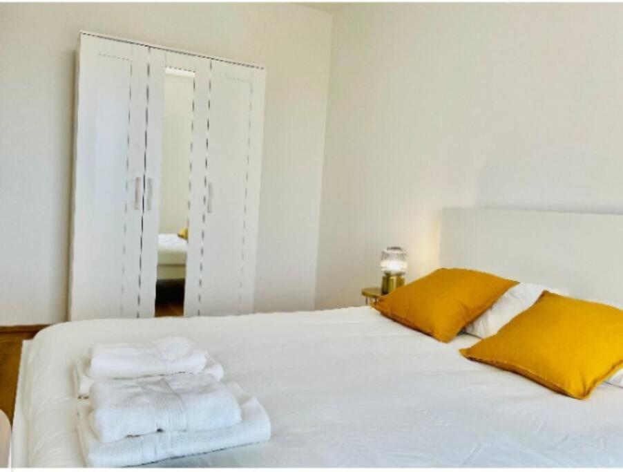 One Bedroom Flat With Terrace And Parking *